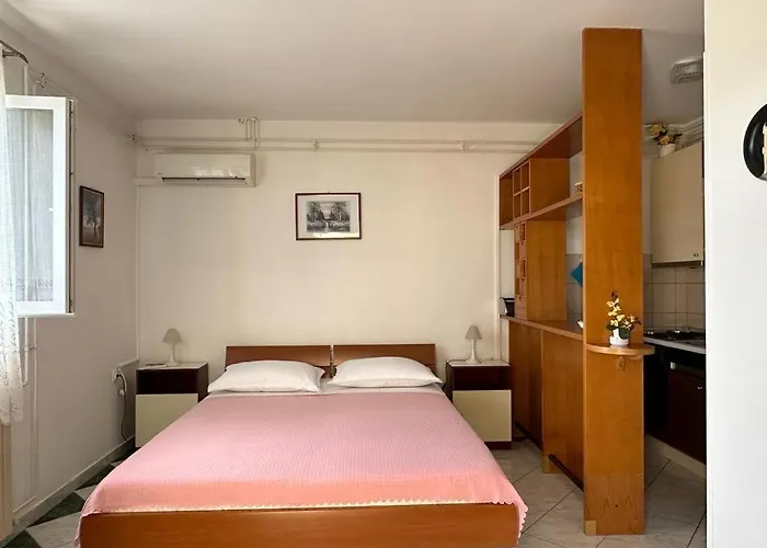 아파트 Stella 라벡