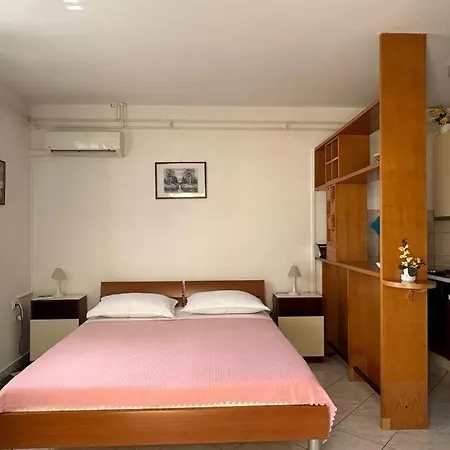 Apartment Stella Rabac